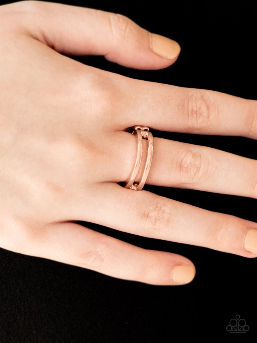 Paparazzi Ring (R176) - Picture 2 of 2